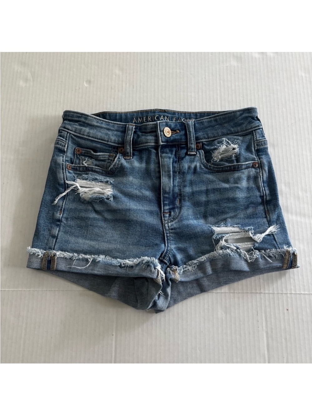 American Eagle Stretch Hi-Rise Shortie Distressed Jean Shorts Women’s Size 2‎